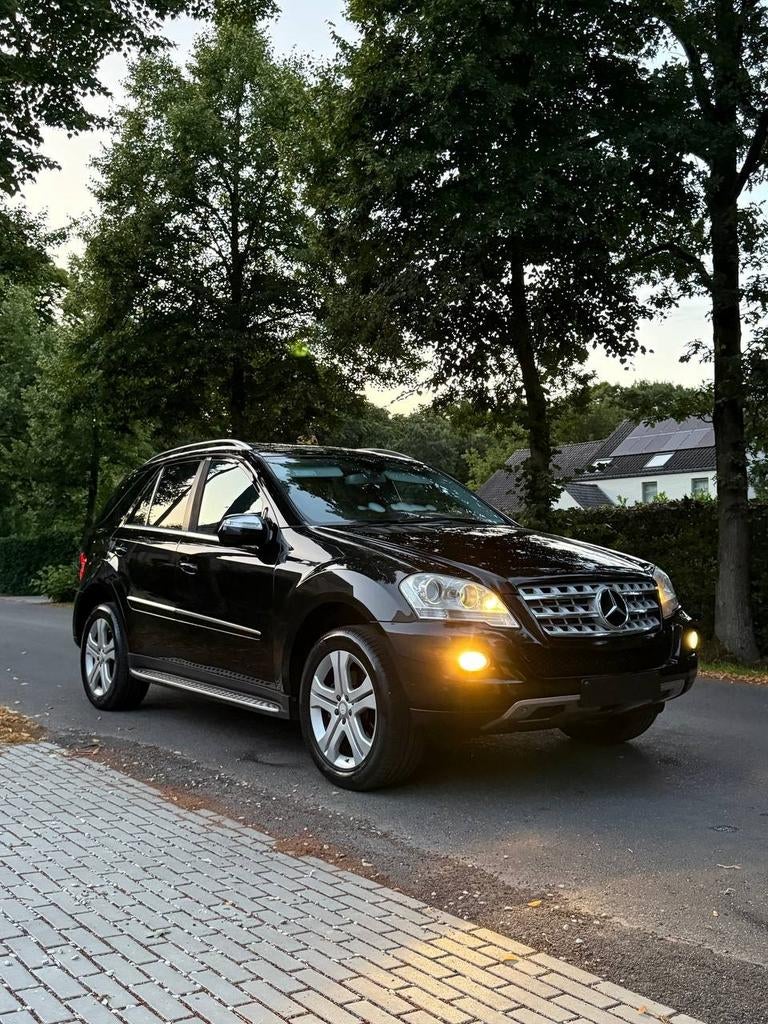Mercedes-Benz Ml 3.0 Diesel, utilitaire léger, état neuf, Achat, 2 places, Entretenue par le concessionnaire, Noir