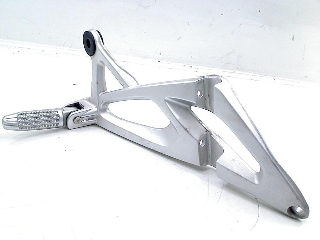 VOETSTEUN LINKS ACHTER BMW K 1200 S (K1200S) (7-660-170), Motoren, Onderdelen | BMW, Dhr. S. di Majo, Gebruikt, Info@cama-motorparts.nl