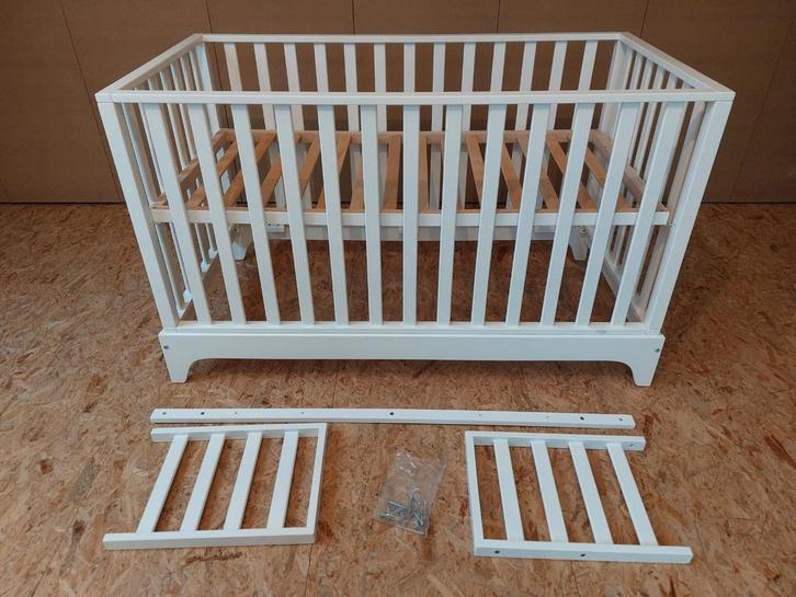 Lit de croissance Childwood 140 cm x 70 cm, Enfants & Bébés, Berceaux & Lits, Enlèvement