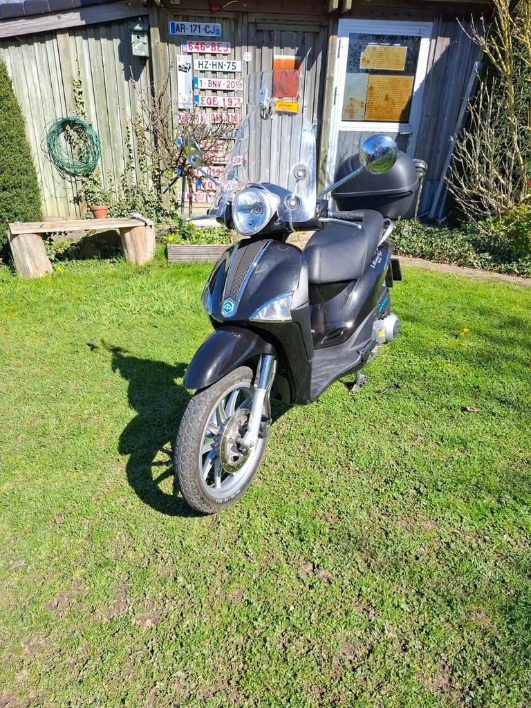 Scooter Piaggio Vespa 125cc zgan, Occasion, Particulier, 125 cc, 11 kW of minder