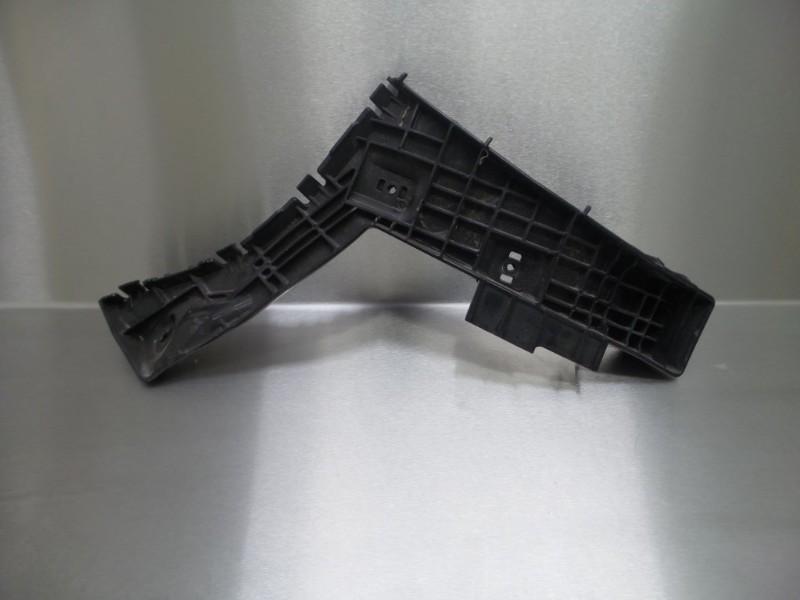 BUMPERSTEUN LINKS ACHTER SX4 (EY / GY) (|7182280J00|), Auto-onderdelen, Ophanging en Onderstel, Suzuki, Gebruikt