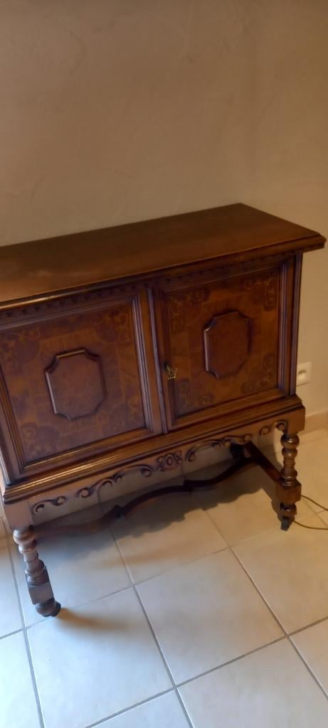 Meuble TV, Enlèvement