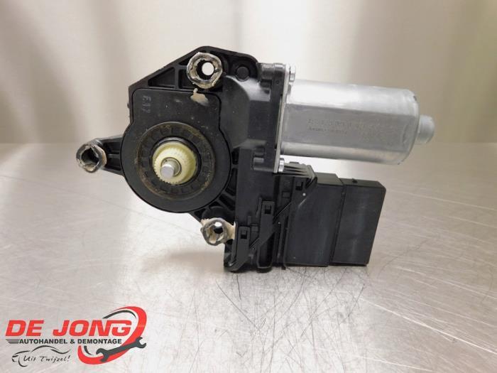 Moteur de vitre portière d'un Volkswagen Golf Plus, Autos : Pièces & Accessoires, Volkswagen, -, 3 mois de garantie, Utilisé