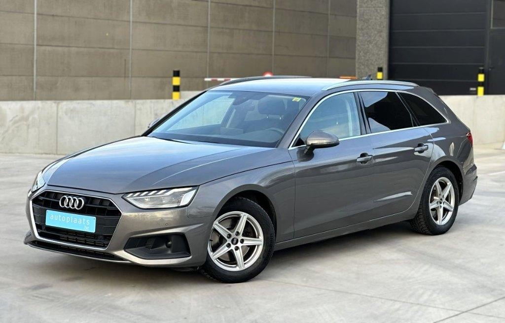 Audi A4 2022 35TFSI 68450km Hybride Matrix koplamp, Auto's, Audi, Automaat, 1984 cc, A4, Beige