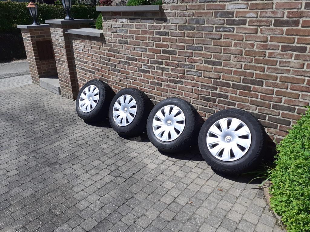 Kit hiver Opel Crossland X, Autos : Pièces & Accessoires, Pneus hiver, Pneu(s), Enlèvement, Utilisé