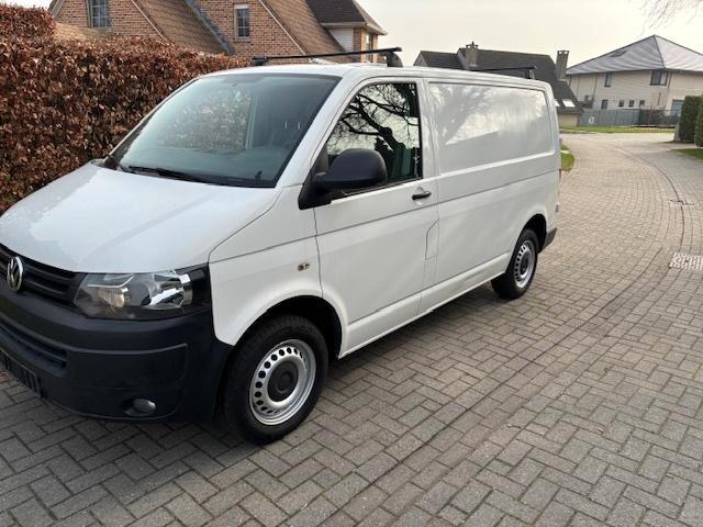 VW Transporter T5.1 2.0 CR TDI  2014, Auto's, Bestelwagens en Lichte vracht, Bedrijf, Volkswagen, Diesel, Euro 5, 5 deurs, Handgeschakeld