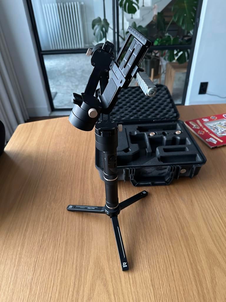 zhiyun crane v2 stabilizer video camera, Ophalen, Zo goed als nieuw