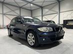 BMW 118i – 12/05 – Automaat – verzorgd – z+w-velgen - 1j gar, Auto's, Automaat, 188 g/km, Zwart, 4 cilinders