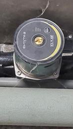 Pomp water chaufage, Doe-het-zelf en Bouw, Ophalen