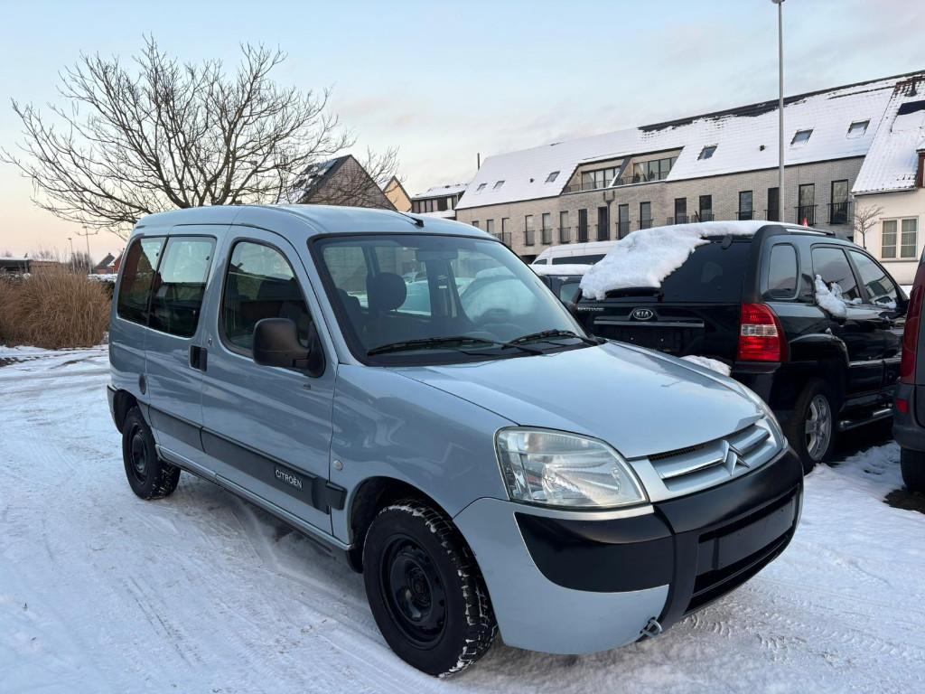 Citroen Berlingo 1.4 Benzine Bj 2008 185000km, Auto's, Citroën, Handgeschakeld, 1400 cc, Berlingo, Bedrijf