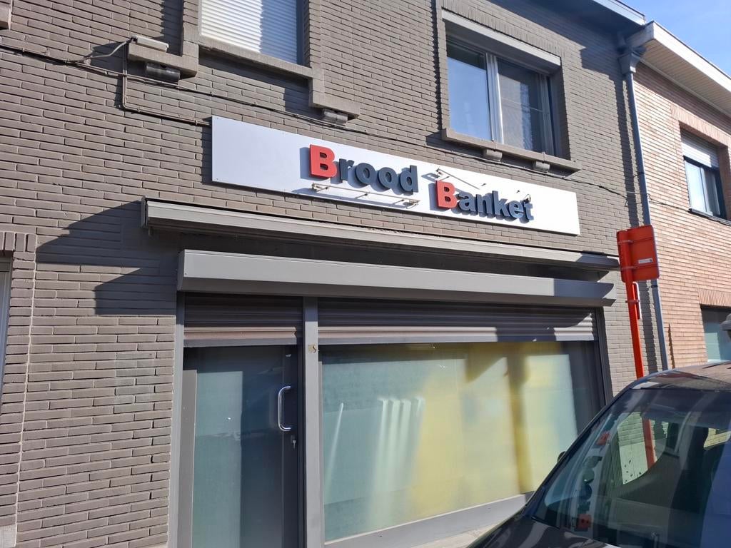 Elektrisch rolluik in aluminium met schakelaar, €100, Ophalen