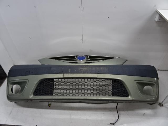 BUMPER VOOR Dacia Logan MCV (KS) (01-2007/06-2013), Auto-onderdelen, Carrosserie, Bumper, Dacia, Voor, Gebruikt