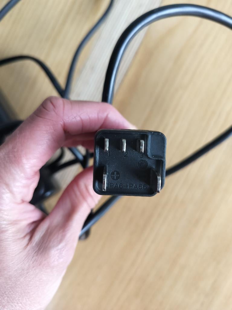 Oplader elektrische fiets, Ophalen, Gebruikt