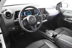 Mercedes Benz B180 Automaat *1ste Eigenaar*Leer*Navigatie*, Auto's, Monovolume, 4 cilinders, 700 kg, Leder en Stof