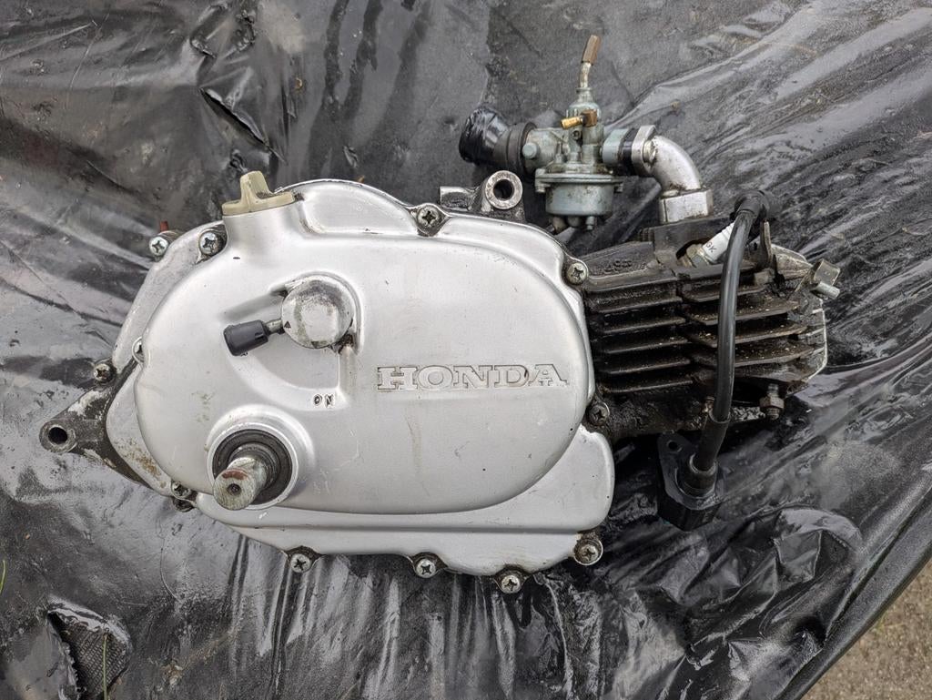 Bloc moteur Honda Amigo/Novio, Vélos & Vélomoteurs, Pièces de cyclomoteur | Oldtimers & Ancêtres, Utilisé, Carburateur, Enlèvement