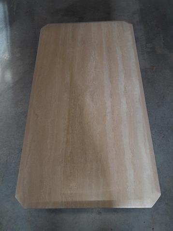Salontafel beschikbaar voor biedingen