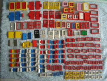 Lego vintage deuren, ramen en rolluiken beschikbaar voor biedingen