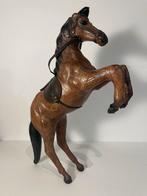 Cheval en cuir, Collections, Statues & Figurines, Envoi