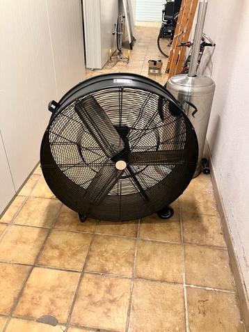 Floor fan ventilator 100cm diameter, Elektronische apparatuur, Ventilatoren, Ophalen, Zo goed als nieuw
