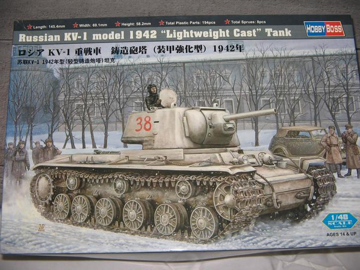 bouwdozen van rupsvoertuigen op 1/48, Hobby en Vrije tijd, Modelbouw | Auto's en Voertuigen, Nieuw, Tank, Overige merken, Ophalen of Verzenden