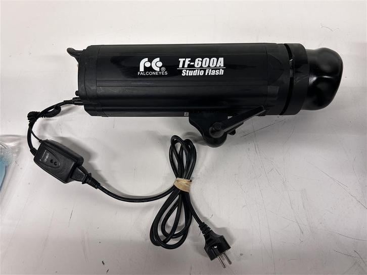 A7108. Falcon Eyes TF-600A Studio Flash, Audio, Tv en Foto, Foto | Flitsers, Gebruikt, Ophalen of Verzenden