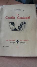 2 livres anciens : 1 de 1946 et 1 de 1944 - faites une offre, Antiquités & Art, Enlèvement ou Envoi