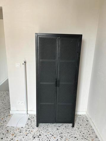 Kast Casa Webster te koop beschikbaar voor biedingen