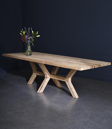 Eetkamertafel, Oud eiken tafel, Maatwerk tafel, Houten tafel beschikbaar voor biedingen