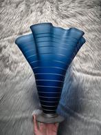 Vaas, Blauw, Ophalen of Verzenden, Minder dan 50 cm, Glas