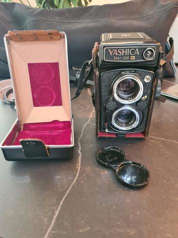 Appareil photo reflex YASHICA Mat124 G, Enlèvement ou Envoi, Comme neuf