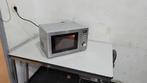 MOULINEX MO32ECSL MAGNETRON MET CROUSTY Ovenvolume
32, Oven, Microgolfoven
