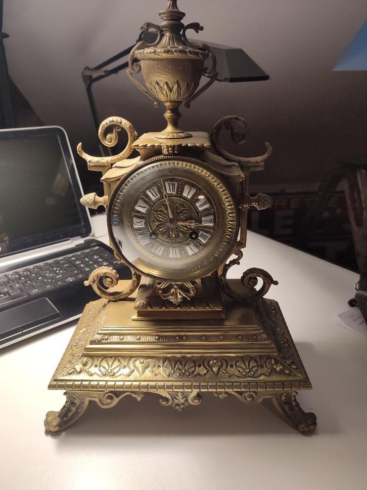 Pendule et 2 chandeliers - garniture de cheminée, Antiek en Kunst, Antiek | Brons en Koper, Brons, Ophalen