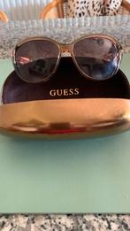 Guess licht bruine Zonnebril., Handtassen en Accessoires, Zonnebrillen en Brillen | Dames, Zonnebril, Bruin, Zo goed als nieuw