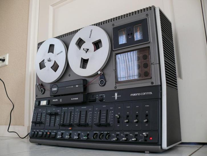Schitterende Philips N4422 met ingebouwde luidsprekers, Audio, Tv en Foto, Bandrecorder, Bandrecorder, Met stofkap, Met banden
