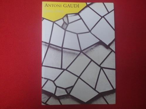 Antoni Gaudi (1852-1926) (Nederlandstalig), Boeken, Kunst en Cultuur | Architectuur, Gelezen, Architecten, Ophalen of Verzenden
