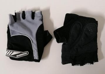 Dempende fietshandschoentjes van Shimano, S beschikbaar voor biedingen