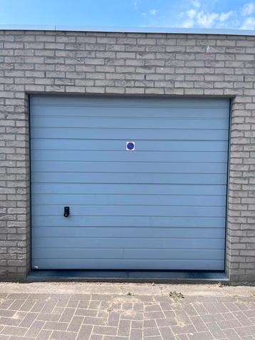 Hörmann LTE40 met S-sicke Sectionale poort garage 2375x2125