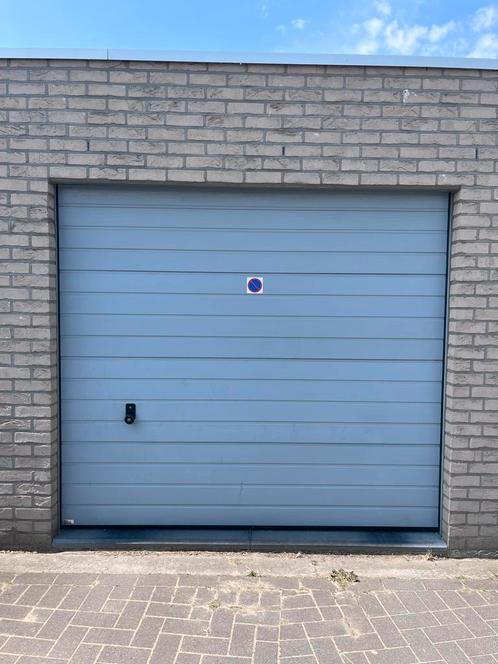 Hörmann LTE40 met S-sicke Sectionale poort garage 2375x2125, Auto diversen, Autostaanplaatsen en Garages