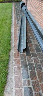 dakgoten in zink in zeer goede staat in totaal ongeveer 50 m, Doe-het-zelf en Bouw, Buizen en Afvoer, Ophalen, Zo goed als nieuw