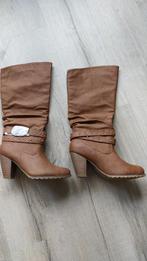 Nieuw paar dameslaarzen maat 40, Vêtements | Femmes, Chaussures, Neuf, Autres couleurs, Enlèvement, Bottes hautes