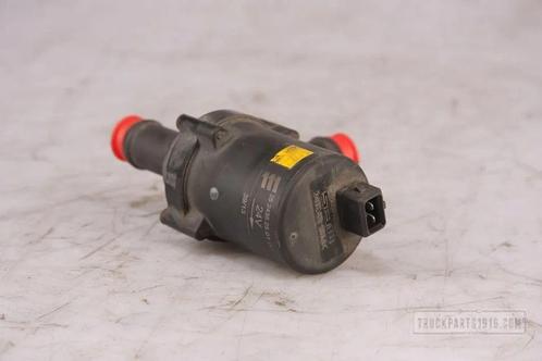 Mercedes-Benz A 002 835 76 64 Circulatiepomp MP4, Auto-onderdelen, Vrachtwagen-onderdelen, Gebruikt, Ophalen