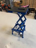 Nieuwe 135kg motorheftafel. Hydraulisch, Ophalen