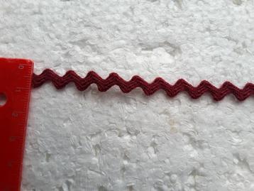 ruban serpentine zig zag 08 mm bordeaux GS0895, Enlèvement ou Envoi, Neuf