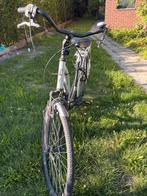 Mooie dame fiets met werk aan, Ophalen, Zo goed als nieuw