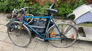 Oude fiets superia compleet en werkt beschikbaar voor biedingen