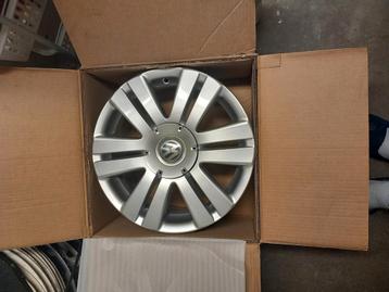 VW 16 inch velg beschikbaar voor biedingen