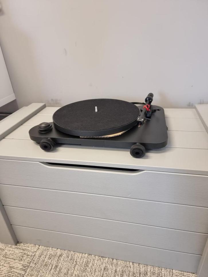 Pro-Ject | VT-E R OM5e | platenspeler | Zwart, Audio, Tv en Foto, Platenspelers, Zo goed als nieuw, Platenspeler, Overige merken