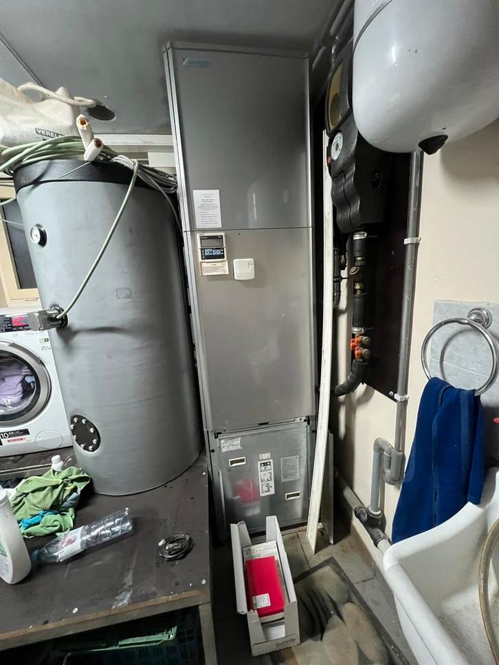 installation de la pompe à chaleur air/eau Daikin Altherma, Bricolage & Construction, Chauffage & Radiateurs, Utilisé, Autres types