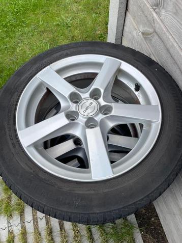 Continental winterbanden op velg (ENZO). beschikbaar voor biedingen