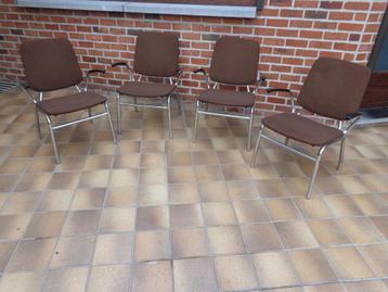 zetels  ( vintage ) beschikbaar voor biedingen